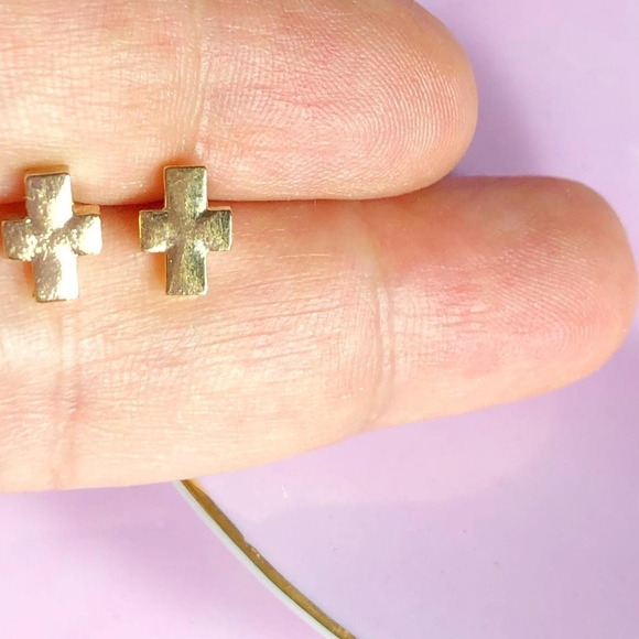 Alquimia Jewelry - SUPER TINY AND DAINTY GOLD CROSS STUD EARRINGS